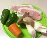 野菜肉絲　青椒エリンギ人参肉絲　作り方1写真