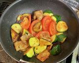 夏野菜と豚バラ肉の梅肉炒め作り方8写真