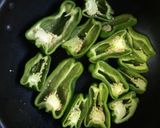 ピーマンの肉詰めのようなもの　あとのせ作り方1写真