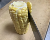 豚肉、とうもろこし、きゅうりの旨塩炒め作り方3写真