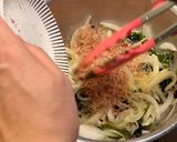 玉ねぎとわかめの酢の物作り方8写真