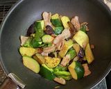 サリ麺で夏野菜たっぷりの焼きそば作り方3写真