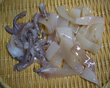 ご飯がすすむ！イカとキムチの炒め物作り方1写真