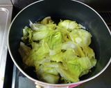 しなったレタスに愛を込めて!!おすまし汁作り方1写真