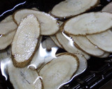 鰤とごぼうのからあげ：葱サラダ添え作り方2写真