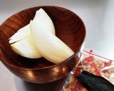 ごろっと玉ねぎのかんたん味噌汁作り方1写真