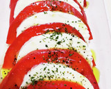 冷たいトマトでカプレーゼ♪切って挟むだけ作り方4写真