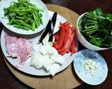 空芯菜とパプリカ他野菜のカラフル炒め作り方2写真