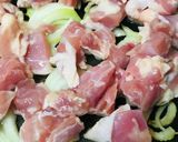 フライパンカレー●中辛チーズチキンカレー作り方1写真