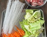 ワンパンで！豚肉とキャベツの春雨いため作り方1写真