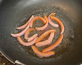 サリ麺でレタスとソーセージの焼きそば作り方4写真