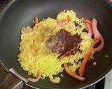 サリ麺でレタスとソーセージの焼きそば作り方6写真