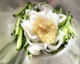いかそうめんとキュウリの"姜葱醤"和え作り方3写真