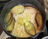 茄子の塩ラーメン・カラムーチョのせ作り方5写真