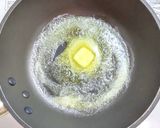 サラダチキンと豆苗と玉ネギと卵のみそ汁作り方3写真