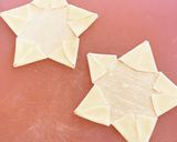 星型サモサ　餃子の皮で星型成形作り方3写真