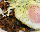 ミートソースのロコモコ風丼作り方4写真