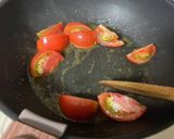 トマトジュース☆トマトとレタスの卵炒め作り方2写真