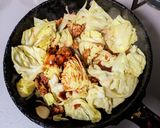 キャベツと豚ひき肉の甘辛炒め作り方6写真