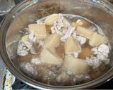 味しみ大根と豚肉の煮物作り方3写真