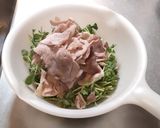 ゆで豚豆苗のせ豆腐作り方3写真
