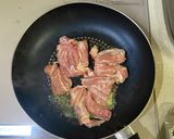 せせりとピーマンのガーリックバター炒め作り方2写真