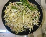 せせりとピーマンのガーリックバター炒め作り方3写真