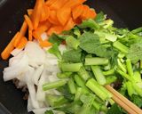 おかわり必須☆うちの肉入り味噌汁作り方1写真