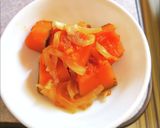 南瓜と玉ねぎの煮物。作り方1写真