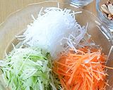 シラチャーソースで野菜3種のソムタム風♪作り方3写真