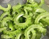 苦くない⁈子供も食べれるゴーヤサラダ！作り方1写真