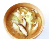 竹輪の旨味【竹輪とキャベツのお味噌汁】作り方4写真
