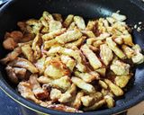 豚ロースのニンニク塩麹とケチャップ炒め作り方7写真