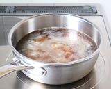 手羽で美味しい【大根と手羽の煮物】作り方4写真