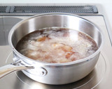 手羽で美味しい【大根と手羽の煮物】作り方4写真