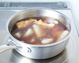 手羽で美味しい【大根と手羽の煮物】作り方5写真