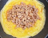 週末の鶏そぼろオムレツ作り方4写真
