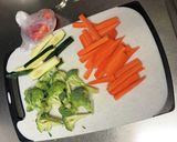 ズッキーニ人参の肉巻き:プラムソース掛け作り方1写真