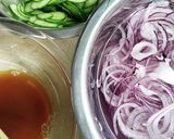 柑橘果汁入り　きゅうりと玉ねぎの酢の物　作り方1写真
