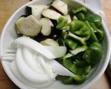 カツオと夏野菜の味噌炒め作り方2写真