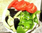 夏野菜たっぷりの冷製パスタ・梅干＆大葉で作り方1写真