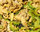 夏にぴったり♫ゴーヤと豚こまのカレー炒め作り方5写真