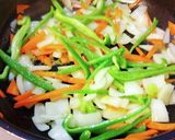 鶏もも甘カレー炒め。作り方2写真