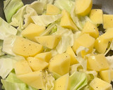豚肉とじゃがいもの塩バター蒸し作り方6写真