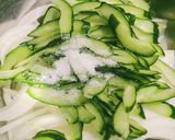 韓国風・鰹のハラモと野菜のピリ辛和え作り方5写真