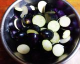 茄子の大量消費!!鶏肉と茄子のトマト煮作り方1写真