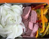 じゃがいもとスパムのマヨチーズ焼き♫作り方1写真