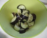 レンジだけ！茄子とベーコンのトマトチーズ作り方1写真