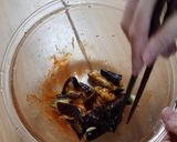 焼肉のタレで簡単【レンチンなすユッケ】作り方6写真