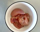 【Diet】鶏もも肉としめじのカレー作り方1写真